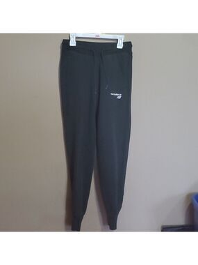 New balance joggers size xs